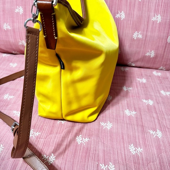 Dooney & Bourke Yellow and Brown Shoulder Bag - Picture 2 of 9
